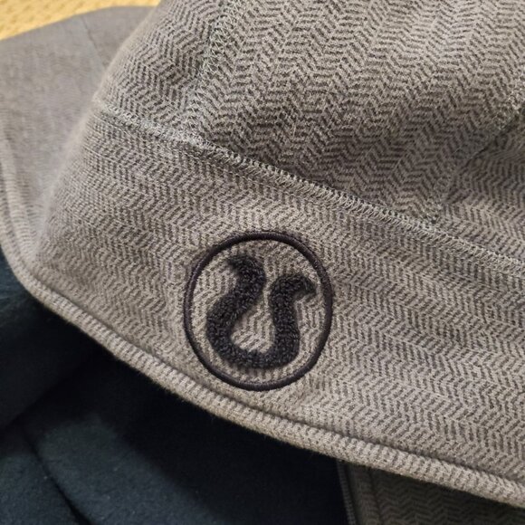 Lululemon Scuba Hoodie - Picture 5 of 5